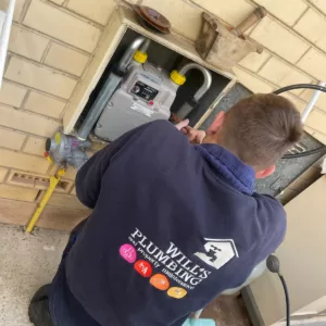gas-leak-repairs-by-gas-fitter-near-gas-meter