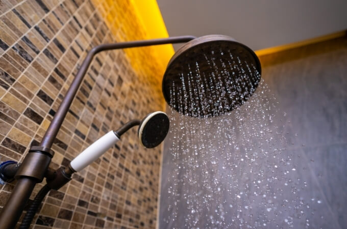 dual-shower-heads-in-bathroom